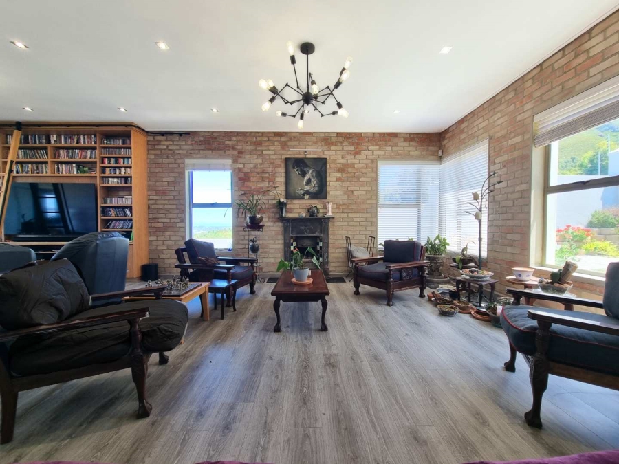 4 Bedroom Property for Sale in Onrus Western Cape